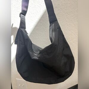 Baggu Large Crescent-Black